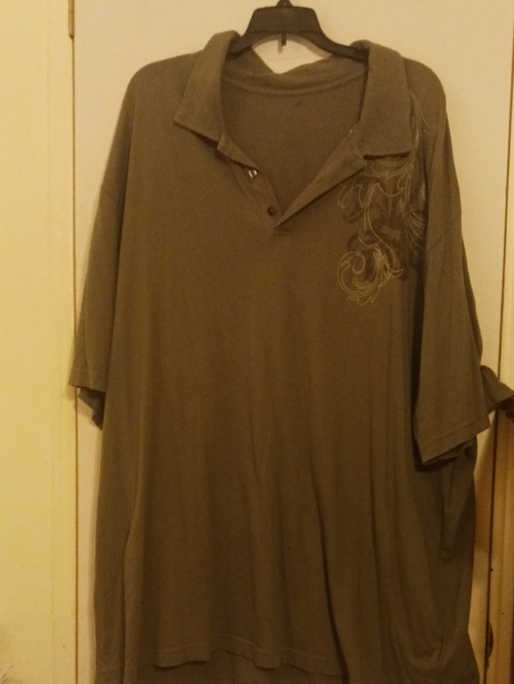 jf j.ferrar Olive Green Men's Polo with Embroidered Chest Detail